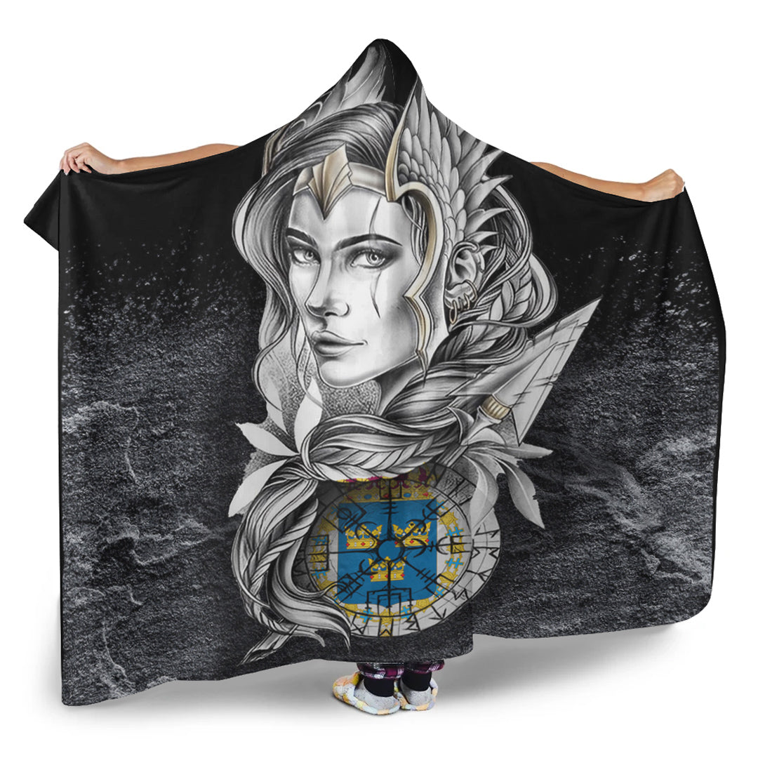 Viking Style Hooded Blanket - Valkyries Sweden Viking Country Hooded Blanket A95